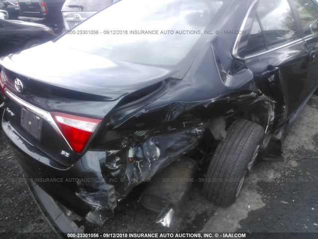 4T1BF1FKXGU221156 - 2016 TOYOTA CAMRY LE/XLE/SE/XSE 海军蓝 照片 6