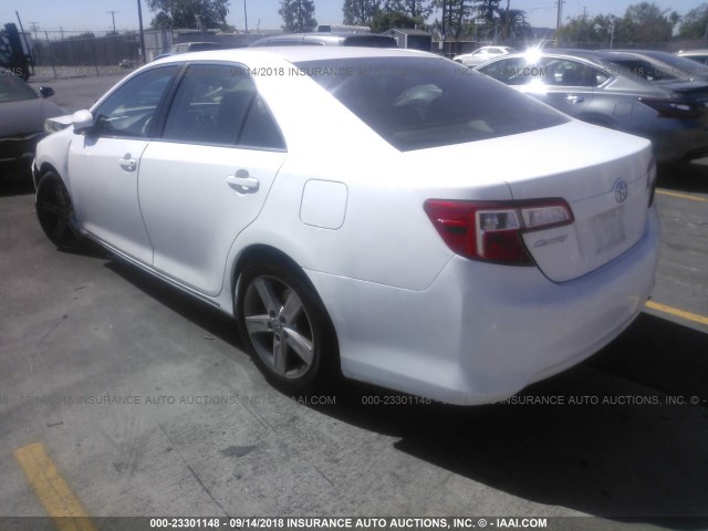 4T1BF1FK1CU516558 - 2012 TOYOTA CAMRY SE/LE/XLE 白色 照片 3
