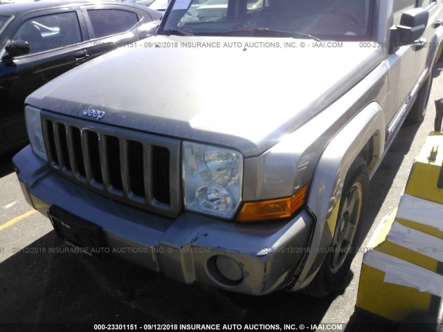 1J8HG48K26C228464 - 2006 JEEP COMMANDER GOLD photo 6