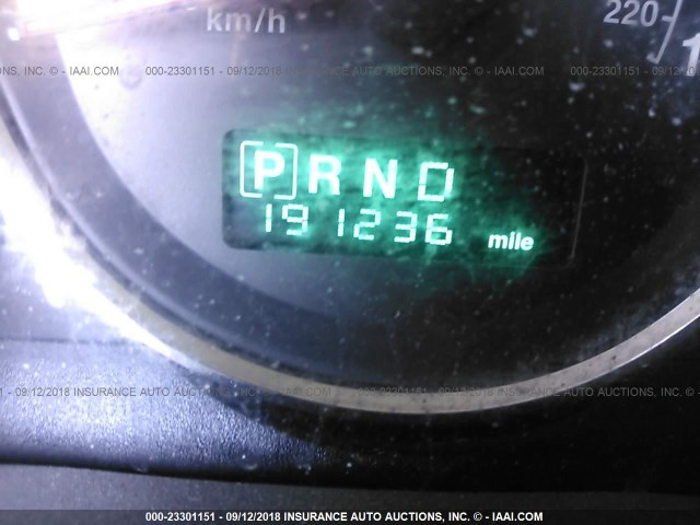 1J8HG48K26C228464 - 2006 JEEP COMMANDER GOLD photo 7