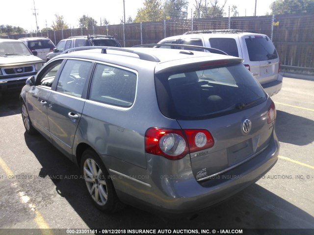 WVWVU93C07E007743 - 2007 VOLKSWAGEN PASSAT 3.6L 4MOTION WAGON LUXURY TAN photo 3