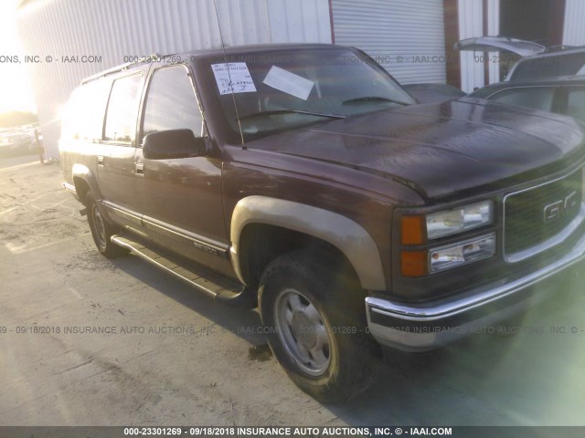 1GKFK16R8VJ760120 - 1997 GMC SUBURBAN K1500 MAROON photo 1