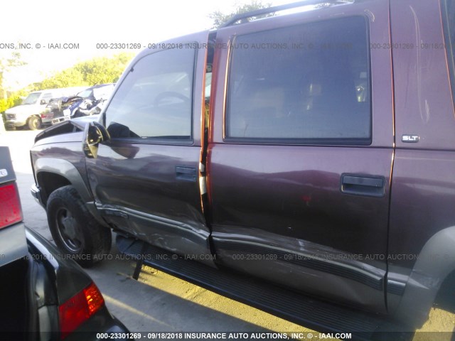 1GKFK16R8VJ760120 - 1997 GMC SUBURBAN K1500 MAROON photo 6