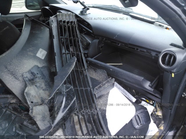 JTKJF5C72D3057838 - 2013 TOYOTA SCION TC 黑色 照片 5