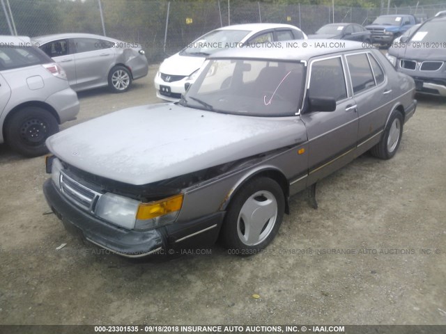 YS3AR45D2K7019732 - 1989 SAAB 900 GRAY photo 2