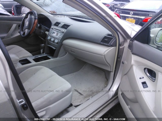 4T1BE46K47U556689 - 2007 TOYOTA CAMRY NEW GENERAT CE/LE/XLE/SE GOLD photo 5
