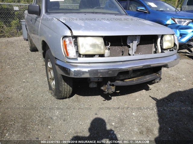 1N6DD26S9YC345433 - 2000 NISSAN FRONTIER KING CAB XE SILVER photo 6