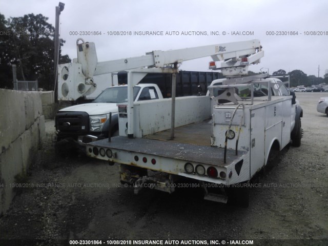 1FDXF46RX8EE20790 - 2008 FORD F450 SUPER DUTY WHITE photo 4