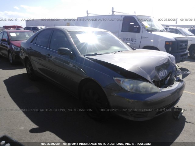 4T1BE32K05U511116 - 2005 TOYOTA CAMRY LE/XLE/SE Сұр фото 1