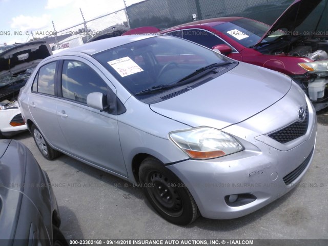 JTDBT903294046756 - 2009 TOYOTA YARIS SILVER photo 1