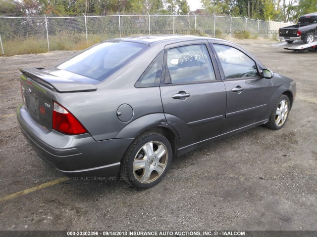 1FAFP38Z25W259917 - 2005 FORD FOCUS ZX4 ST GRAY photo 4