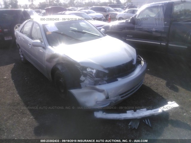 4T1BE32K23U141929 - 2003 TOYOTA CAMRY LE/XLE/SE GRAY photo 1