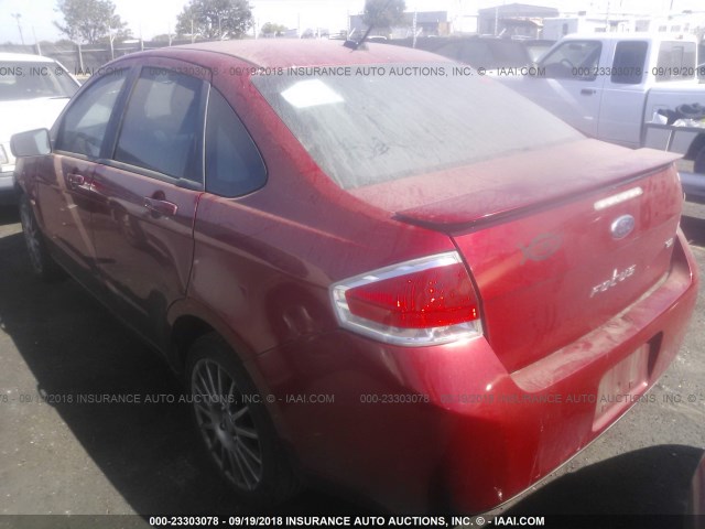 1FAHP3GN1BW107484 - 2011 FORD FOCUS SES RED photo 3