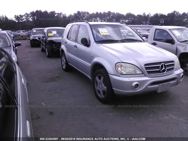 4JGAB74E81A259016 - 2001 MERCEDES-BENZ ML 55 SILVER photo 1