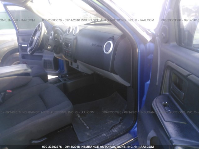 1Z7HC22K48S587098 - 2008 MITSUBISHI RAIDER LS BLUE photo 5