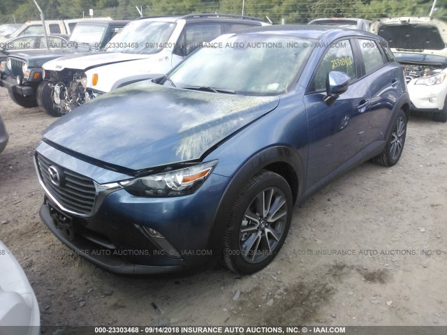 JM1DKFC74J0300617 - 2018 MAZDA CX-3 TOURING BLUE photo 2