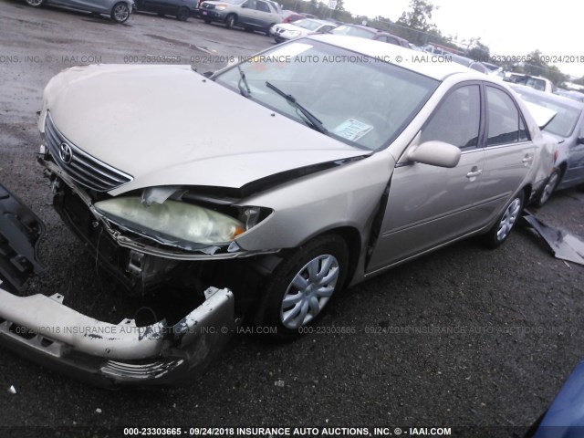 4T1BE32K55U091059 - 2005 TOYOTA CAMRY LE/XLE/SE GOLD photo 2