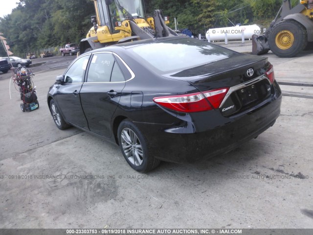 4T1BF1FK9FU076450 - 2015 TOYOTA CAMRY LE/XLE/SE/XSE 黑色 照片 3