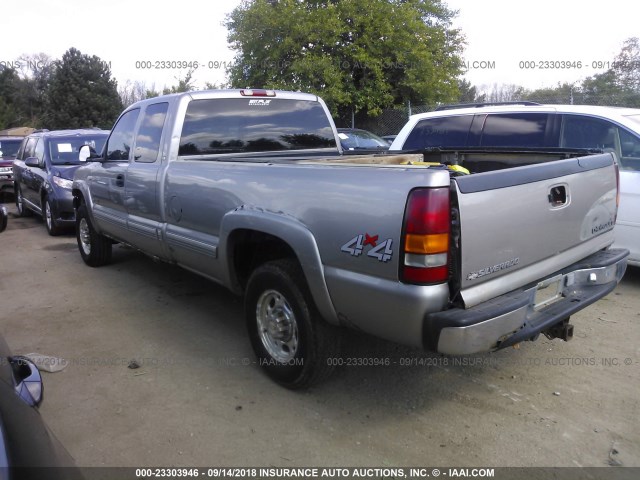 1GCGK29U4YE334007 - 2000 CHEVROLET SILVERADO K2500 GRAY photo 3