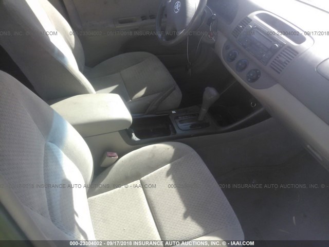 4T1BE32K52U047073 - 2002 TOYOTA CAMRY LE/XLE/SE 棕色 照片 5