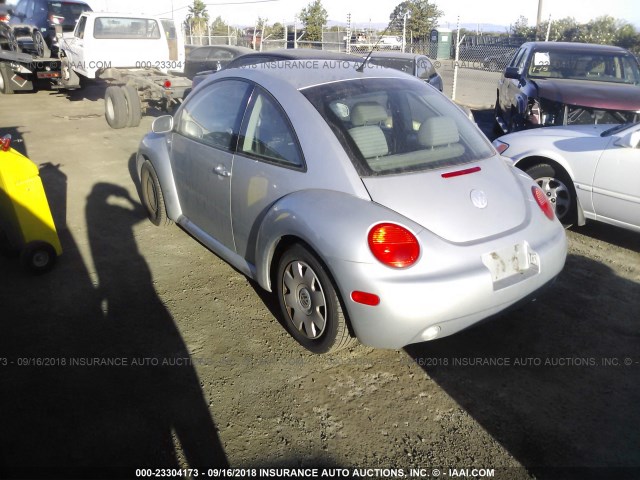 3VWBK21C43M420270 - 2003 VOLKSWAGEN NEW BEETLE GL 银色 照片 3