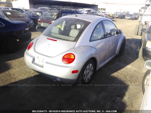 3VWBK21C43M420270 - 2003 VOLKSWAGEN NEW BEETLE GL 银色 照片 4