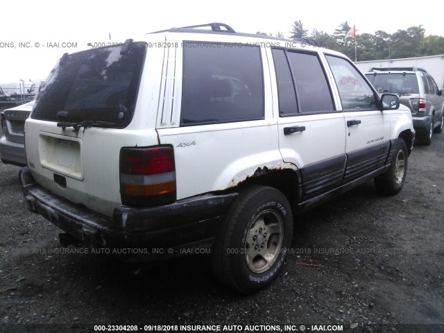 1J4GZ58S4WC263200 - 1998 JEEP GRAND CHEROKEE LAREDO/TSI WHITE photo 4