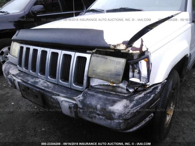 1J4GZ58S4WC263200 - 1998 JEEP GRAND CHEROKEE LAREDO/TSI WHITE photo 6