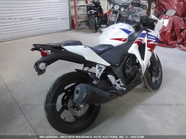 MLHMC4104D5304419 - 2013 HONDA CBR250 R WHITE photo 4