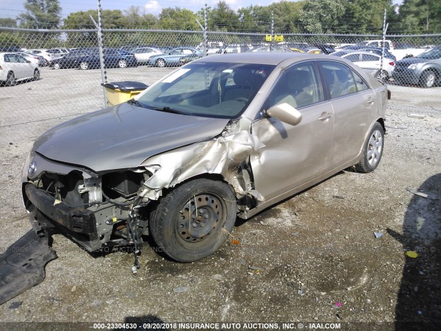 4T4BE46K58R042132 - 2008 TOYOTA CAMRY CE/LE/XLE/SE GOLD photo 2