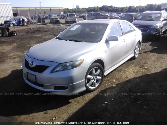 4T1BE46K79U795480 - 2009 TOYOTA CAMRY SE/LE/XLE SILVER photo 2