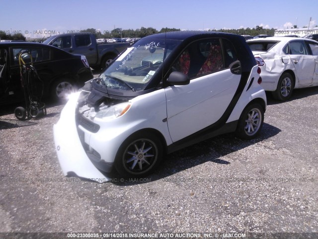 WMEEJ31XX9K278794 - 2009 SMART FORTWO PURE/PASSION WHITE photo 2