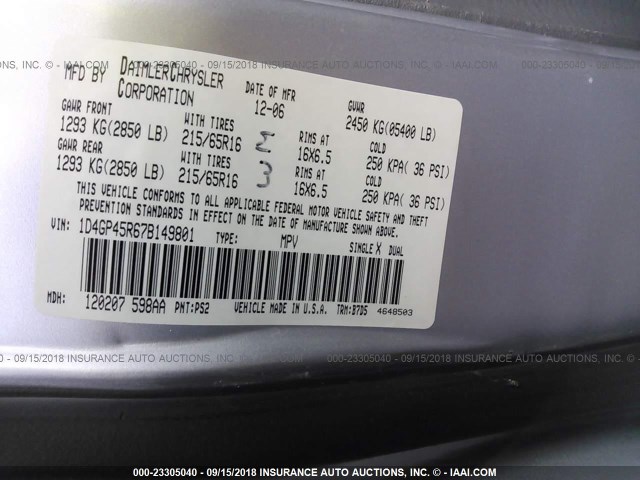 1D4GP45R67B149801 - 2007 DODGE CARAVAN SXT SILVER photo 9