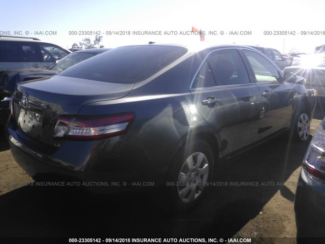 4T4BF3EKXBR212310 - 2011 TOYOTA CAMRY SE/LE/XLE 灰色 照片 4