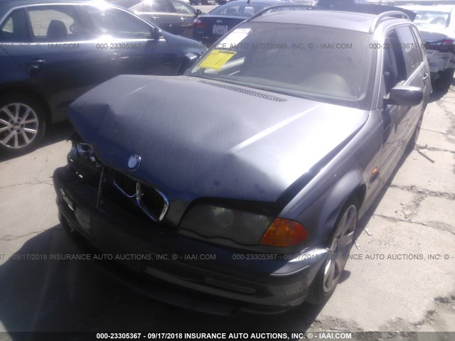 WBAAW334X1ET40311 - 2001 BMW 325 IT GRAY photo 2