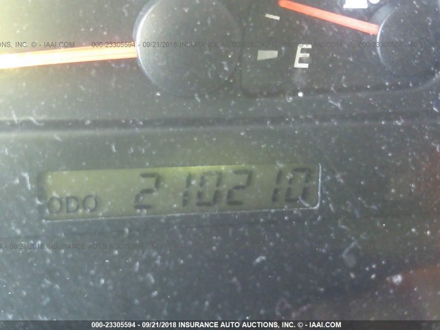 4T1BE32K22U046415 - 2002 TOYOTA CAMRY LE/XLE/SE 银色 照片 7