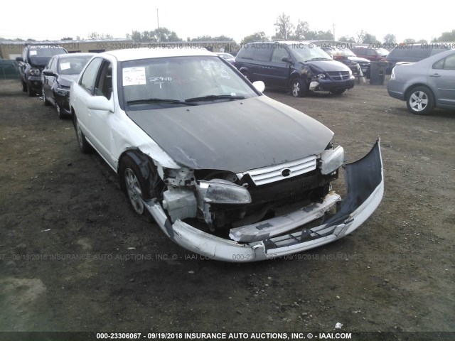 JT2BF22K3X0181180 - 1999 TOYOTA CAMRY LE/XLE 白色 照片 6