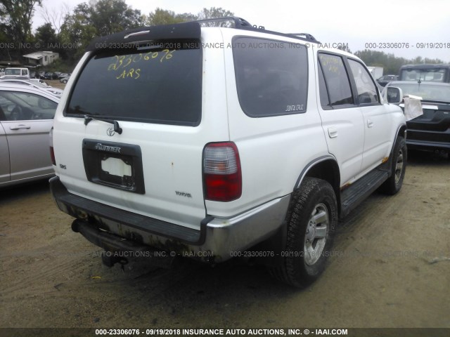 JT3HN86R1W0148437 - 1998 TOYOTA 4RUNNER SR5 WHITE photo 4