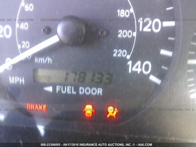 JT2BG22KXY0456266 - 2000 TOYOTA CAMRY CE/LE/XLE 银色 照片 7