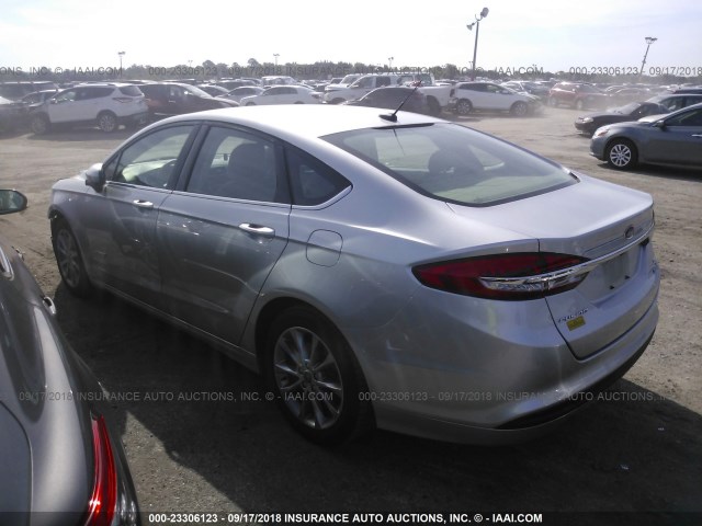 3FA6P0LU2HR304307 - 2017 FORD FUSION SE HYBRID SILVER photo 3