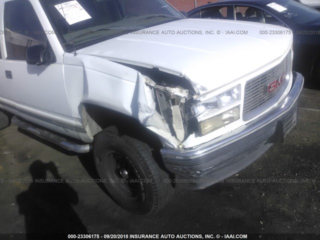 2GTEC19M4W1530770 - 1998 GMC SIERRA C1500 WHITE photo 6