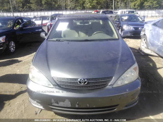 4T1BE32K64U853796 - 2004 TOYOTA CAMRY LE/XLE/SE 灰色 照片 6
