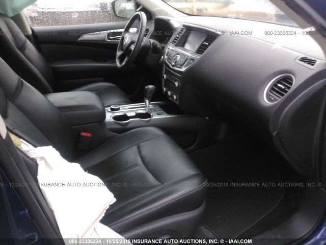 5N1DR2MM6HC913254 - 2017 NISSAN PATHFINDER S/SV/SL/PLATINUM BLUE photo 5