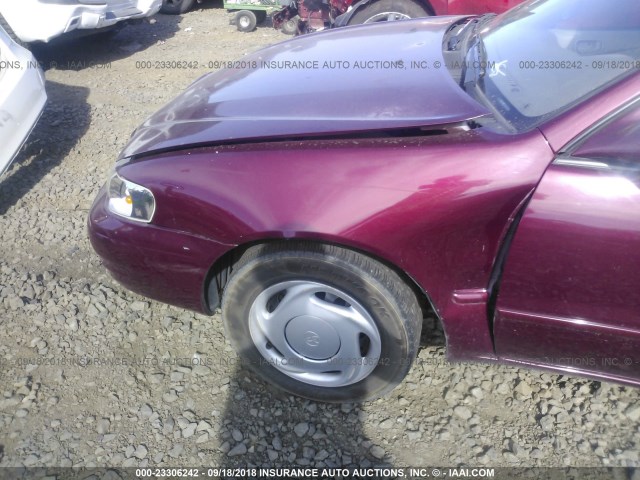 1NXBR18EXWZ002050 - 1998 TOYOTA COROLLA VE/CE/LE 勃艮第红 照片 6