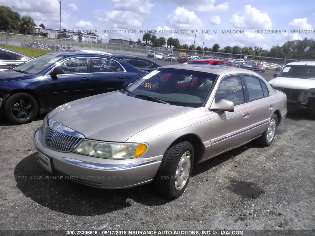 1LNFM97V6WY606624 - 1998 LINCOLN CONTINENTAL  GOLD photo 2