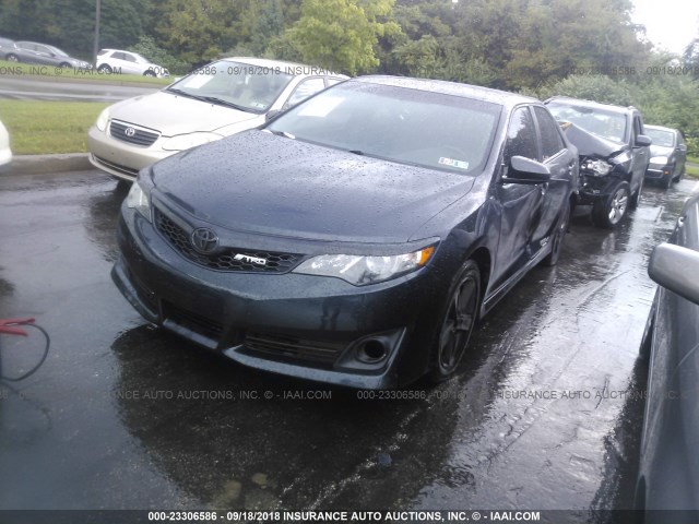 4T1BF1FK9EU308320 - 2014 TOYOTA CAMRY L/SE/LE/XLE Mavi foto 2