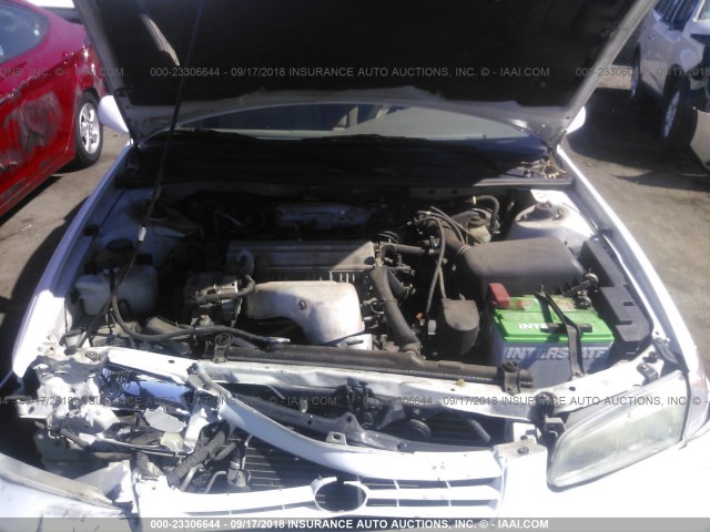 JT2BG22K4W0203926 - 1998 TOYOTA CAMRY CE/LE/XLE 白色 照片 10