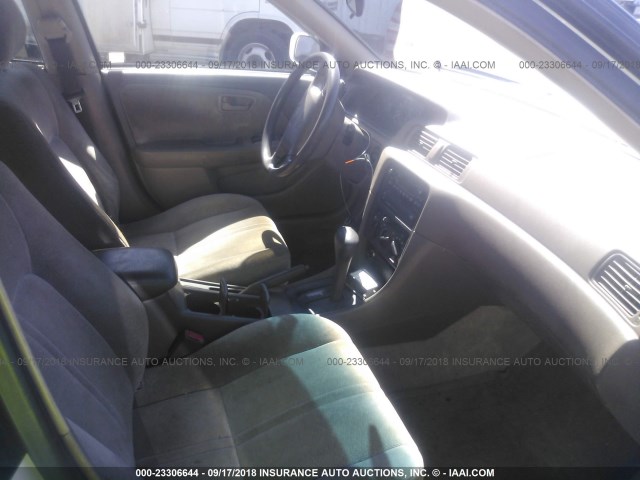 JT2BG22K4W0203926 - 1998 TOYOTA CAMRY CE/LE/XLE 白色 照片 5