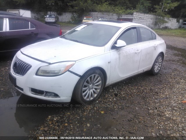 W04GS5EC5B1005050 - 2011 BUICK REGAL CXL WHITE photo 2