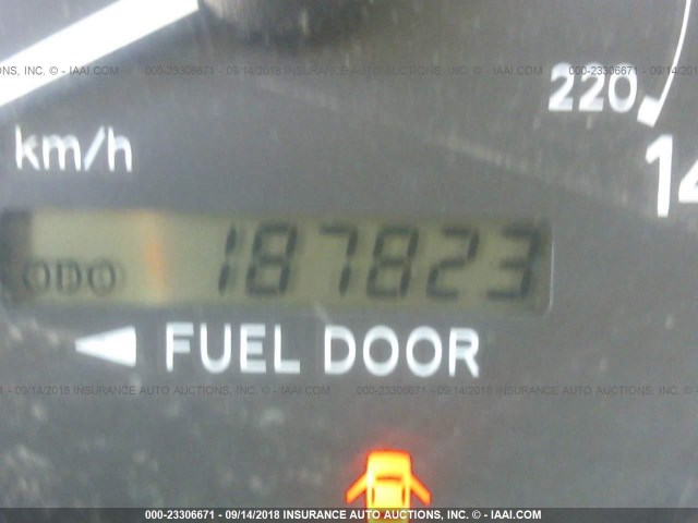 JT2BG22K9Y0443671 - 2000 TOYOTA CAMRY CE/LE/XLE 白色 照片 7